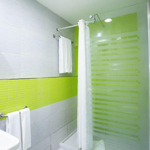 Apartamento Clásico de 2 Dormitorios